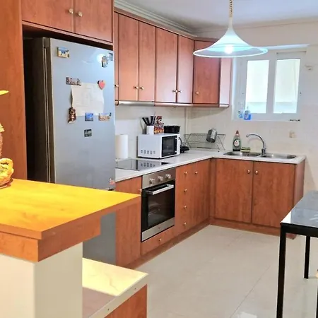 Apartment Themi's